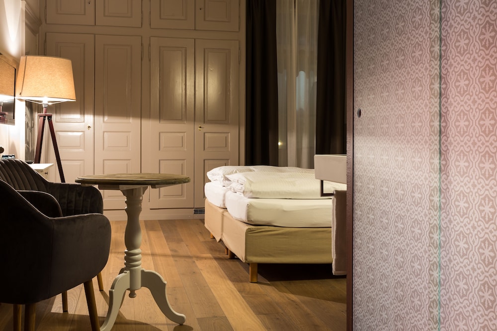 Hotel Emmental 54/58