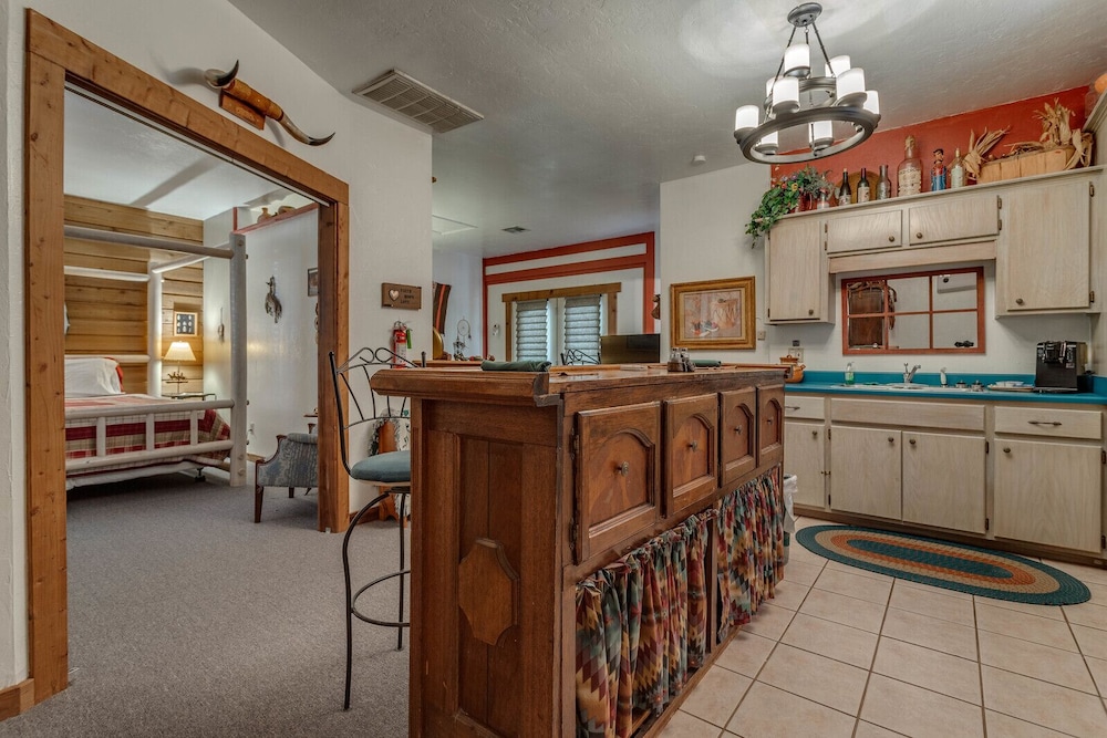 Whispering Pines Bed Amp Breakfast 54/69