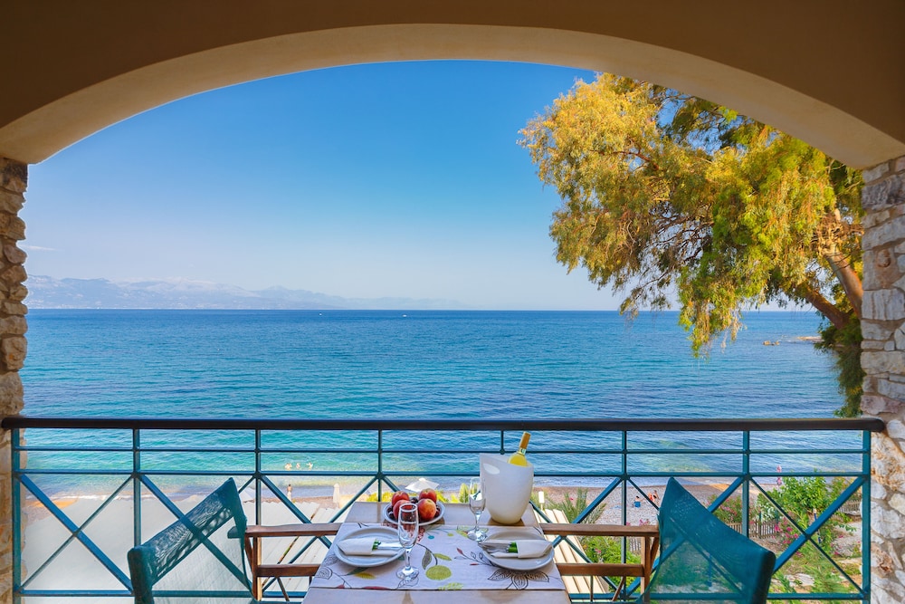 Grekis Hotel Apartments 28/33
