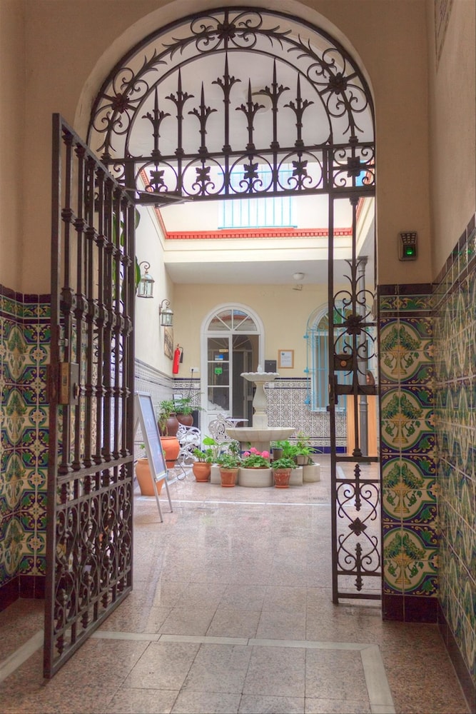 Pension Azahar 6/50