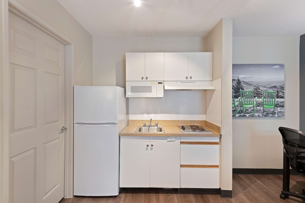 Extended Stay America - Dallas - Coit Road 32/66