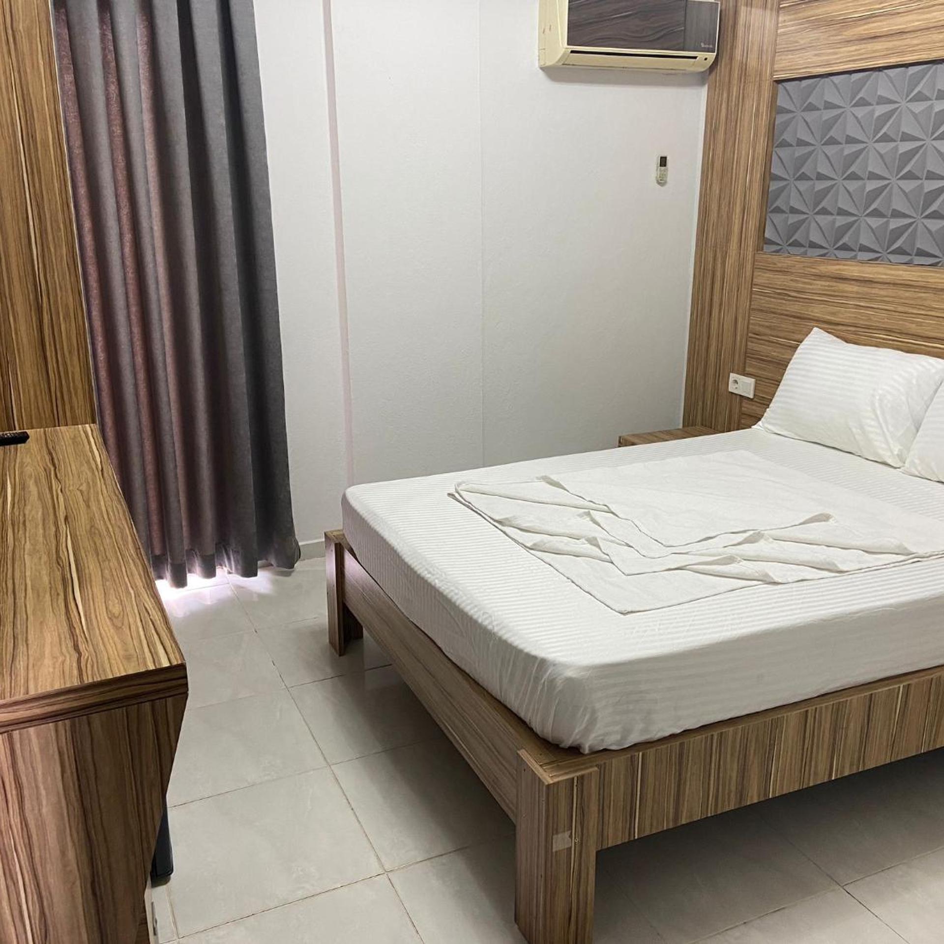 Royal Ezel Hotel 10/50