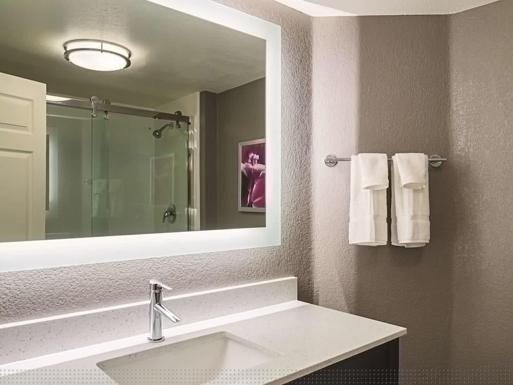 La Quinta Inn & Suites by Wyndham Denver Tech Center 11/52