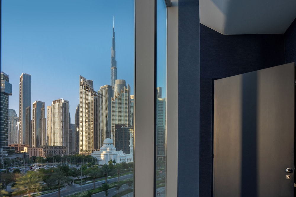 ME Dubai Residences 44/50
