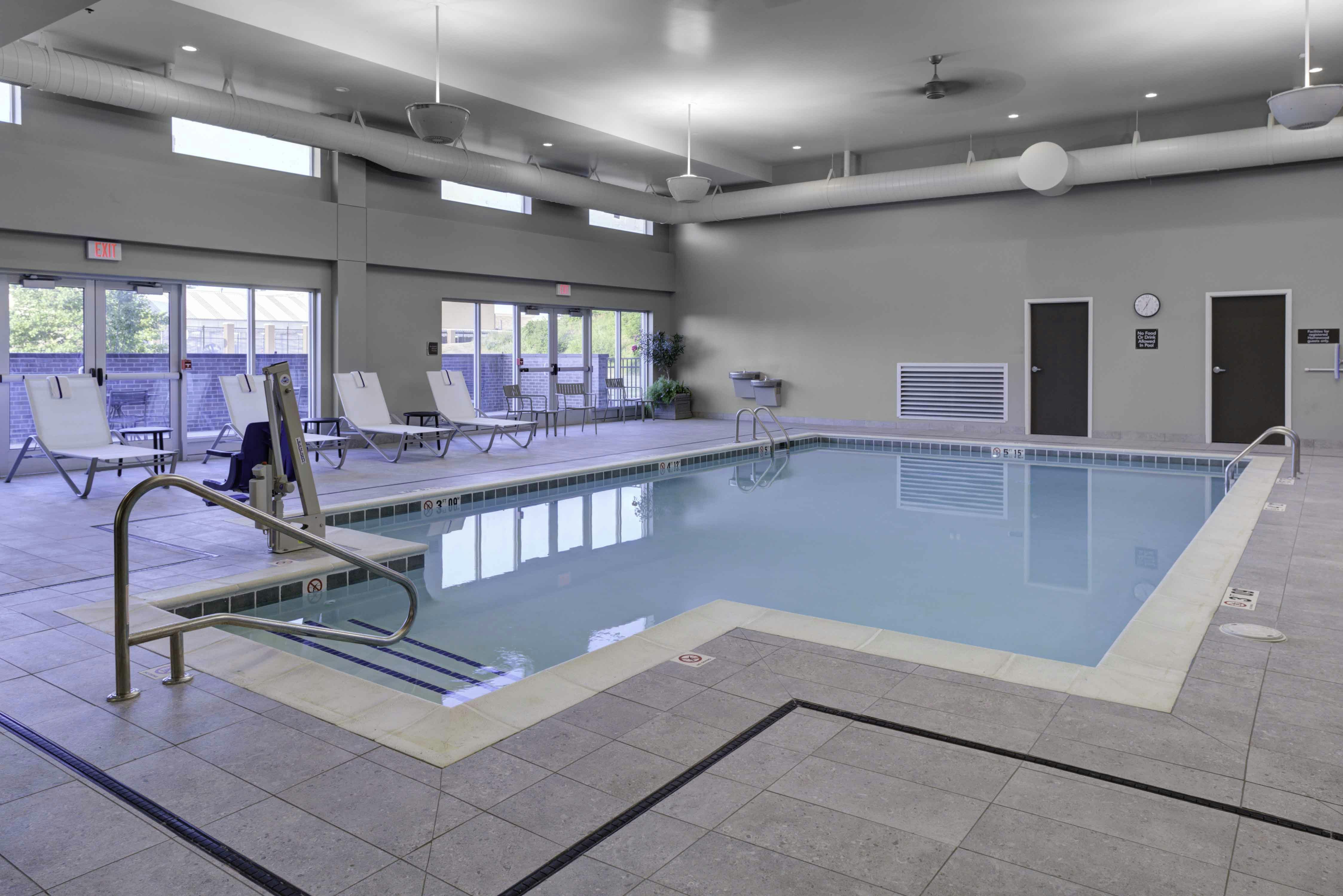 Homewood Suites By Hilton Lansing Eastwood 12/40
