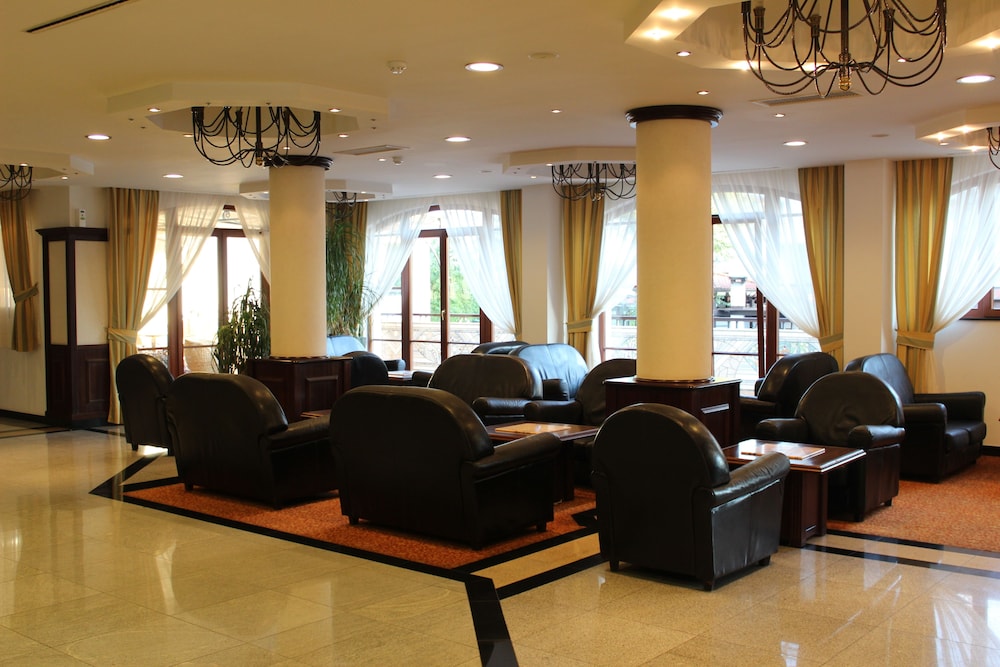 Helena Park Hotel 35/50