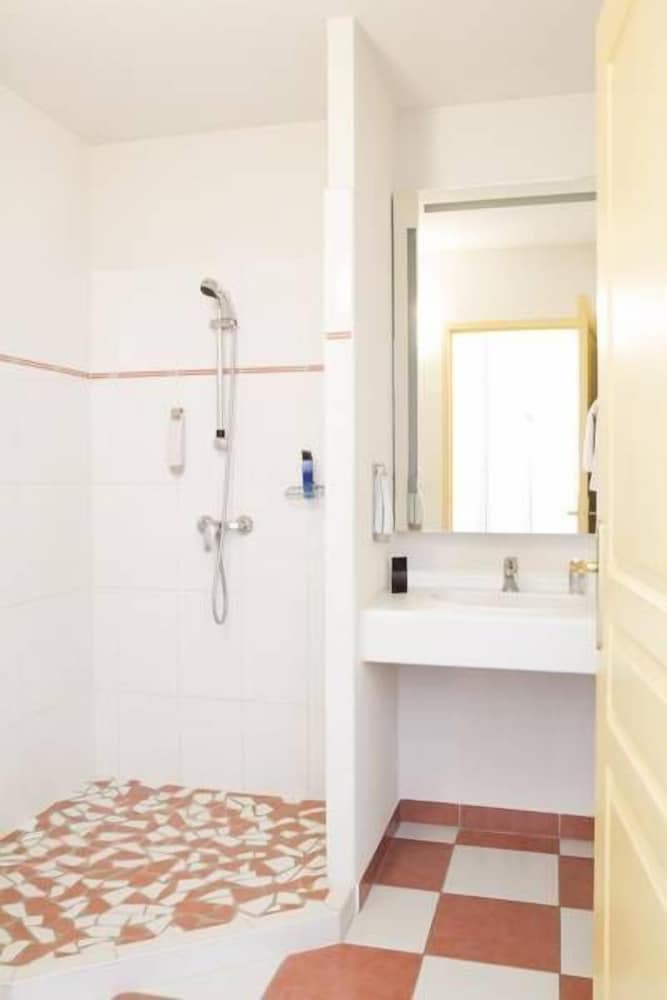Ibis Styles Marennes Oleron 52/53