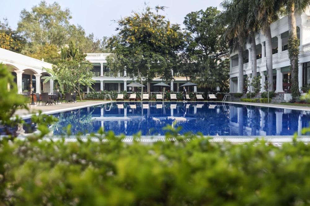Jehan Numa Palace 3/56