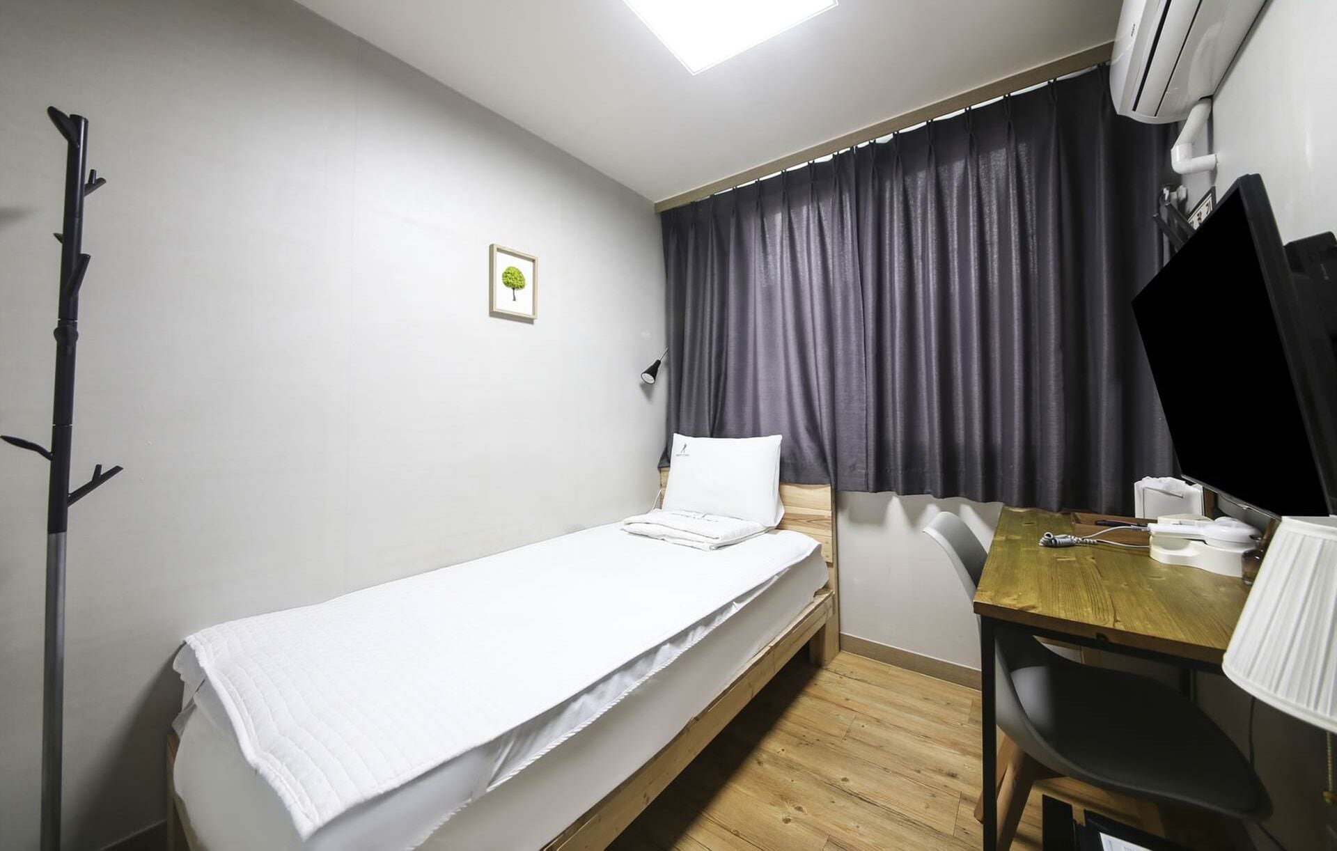 BASIC, SINGLE, SINGLE BED