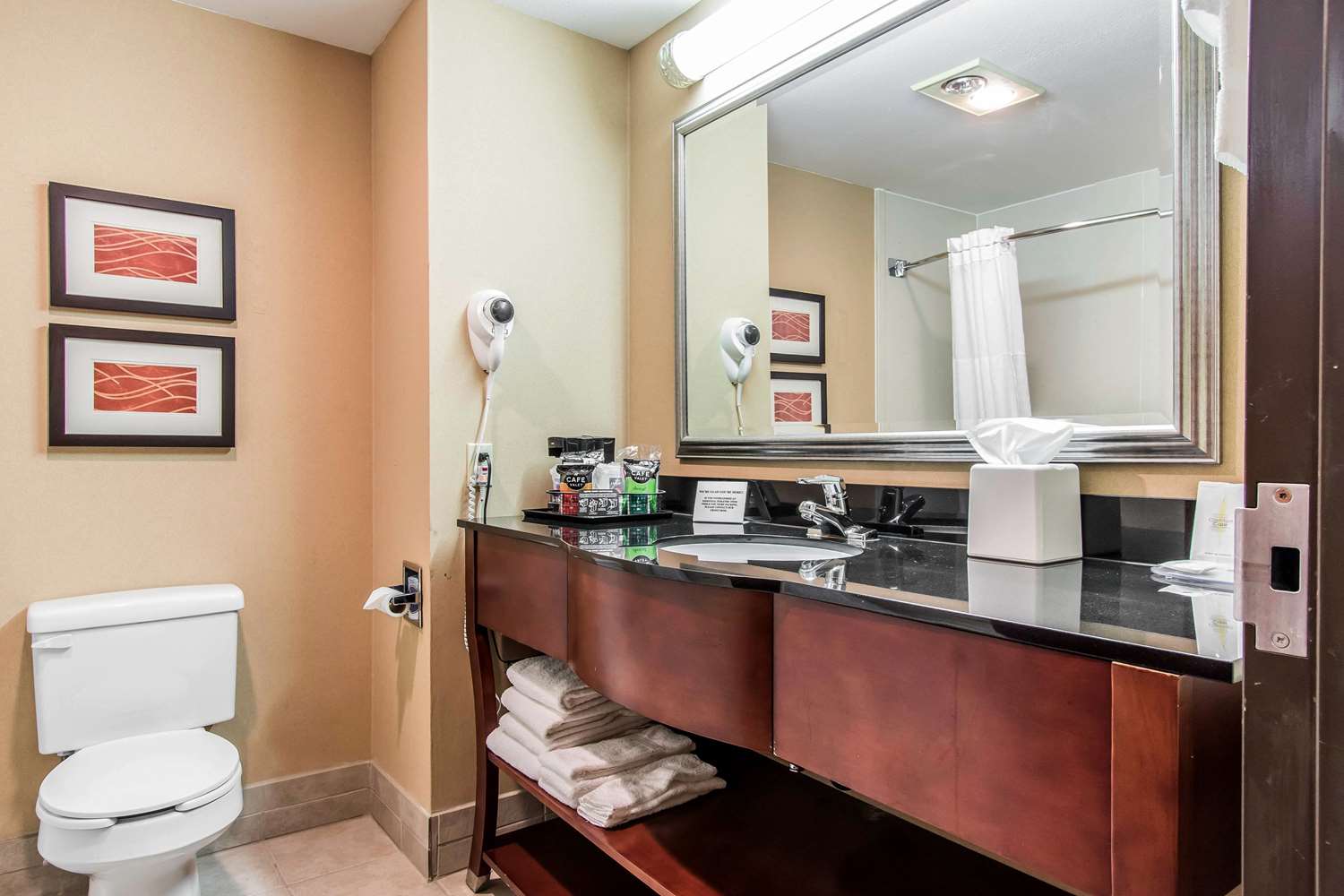 Ardmore Inn & Suites 19/19