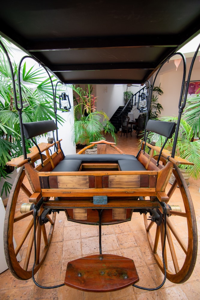 Mango House 40/71