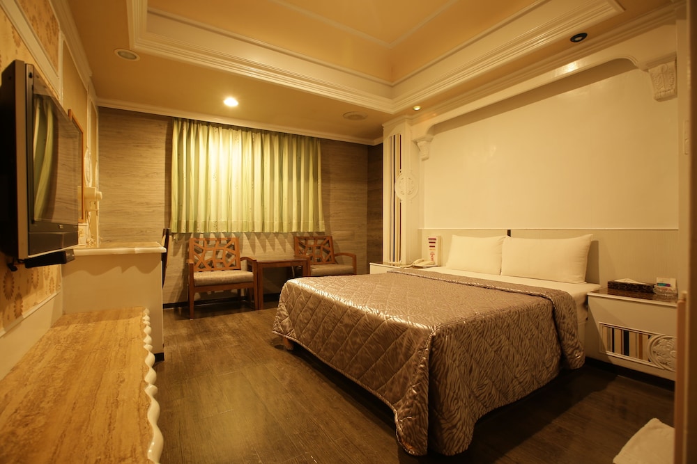 SUPERIOR, DOUBLE BED