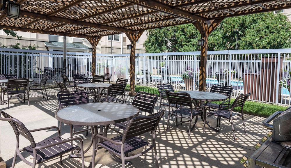 Hyatt House Herndon/Reston 32/50