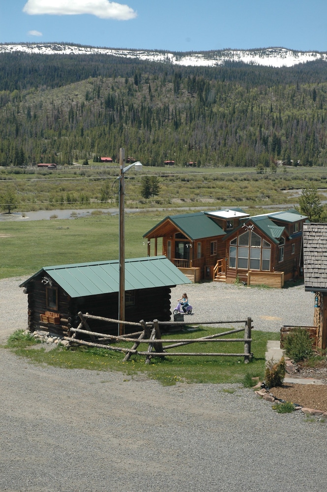 Lava Mountain Lodge 33/69