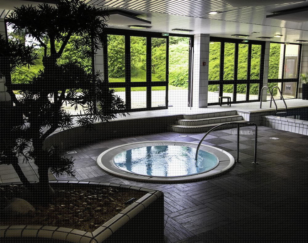 MERCURE TOURS SUD 5/77