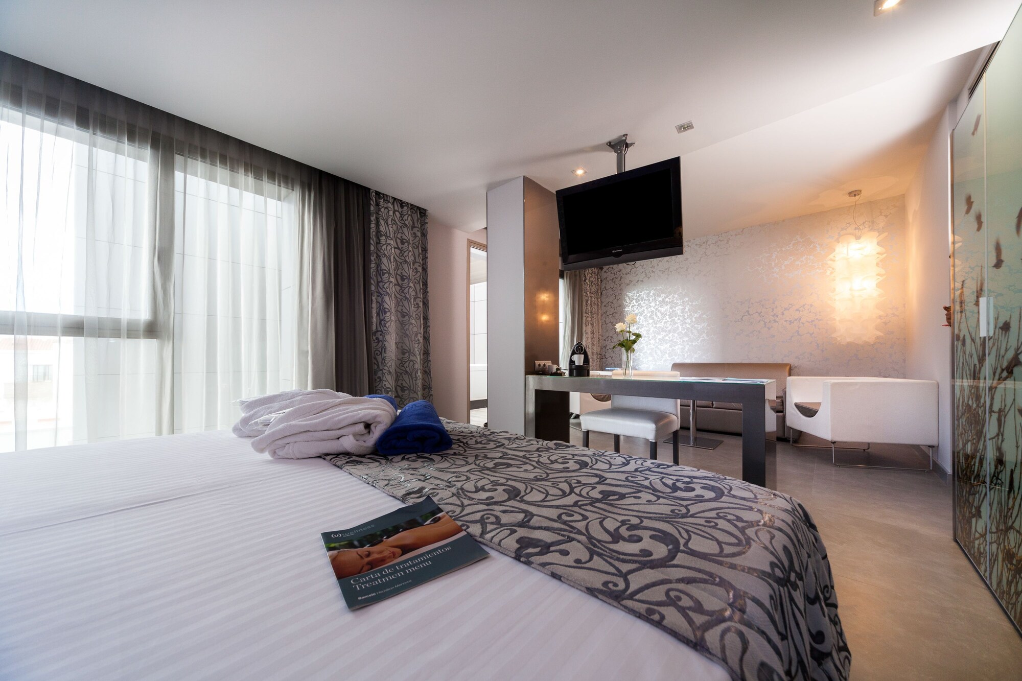 جناح جونيور بسرير كينج، Barcelo Hamilton Menorca - Adults Only 2/3