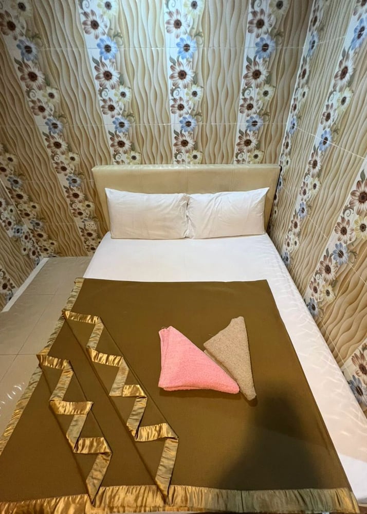 KAJANG STAR HOTEL 18/25