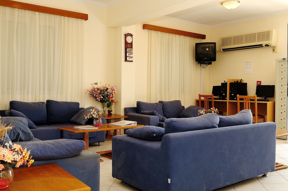 Andreolas Beach Hotel 12/33