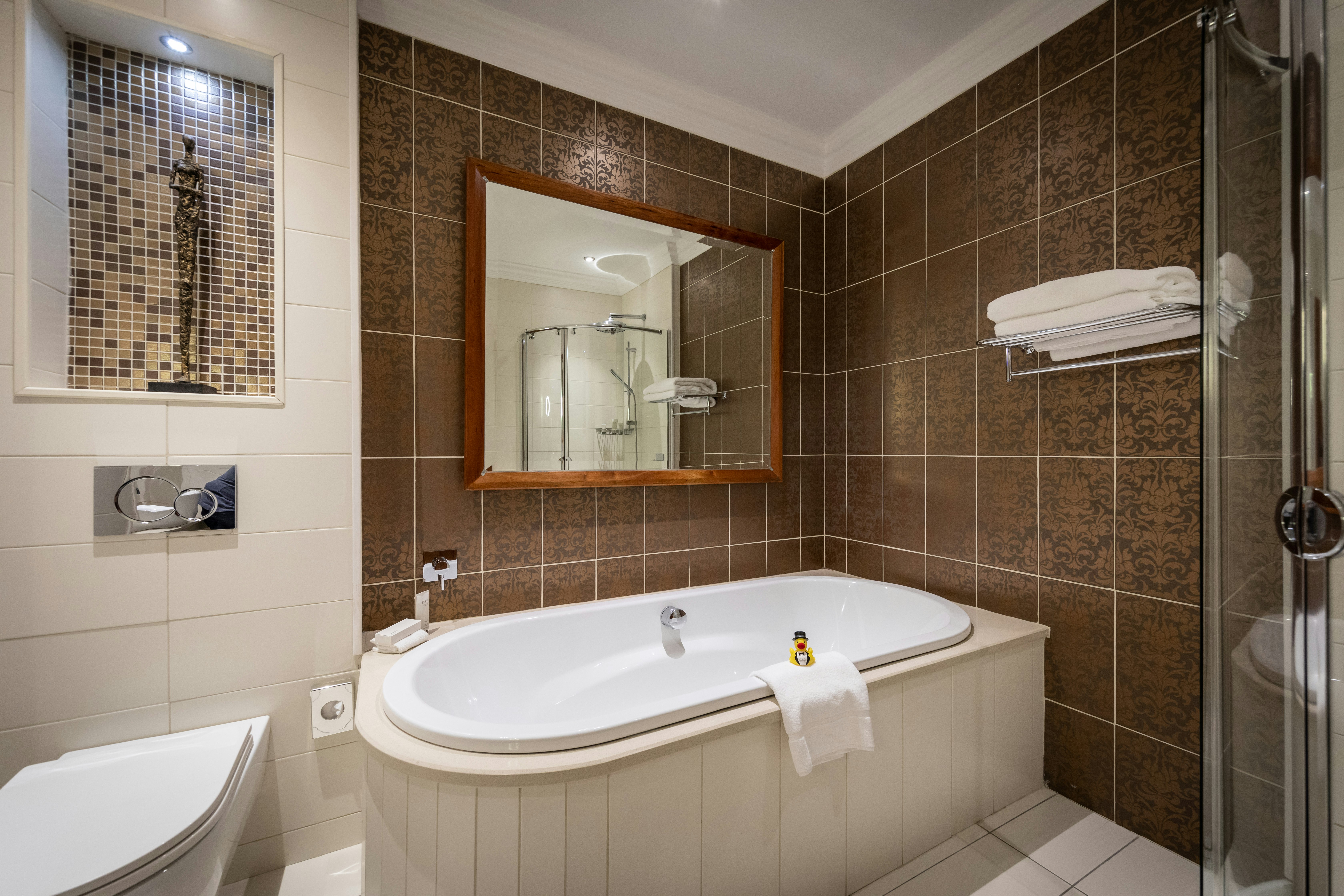 Culloden Estate and Spa 80/81