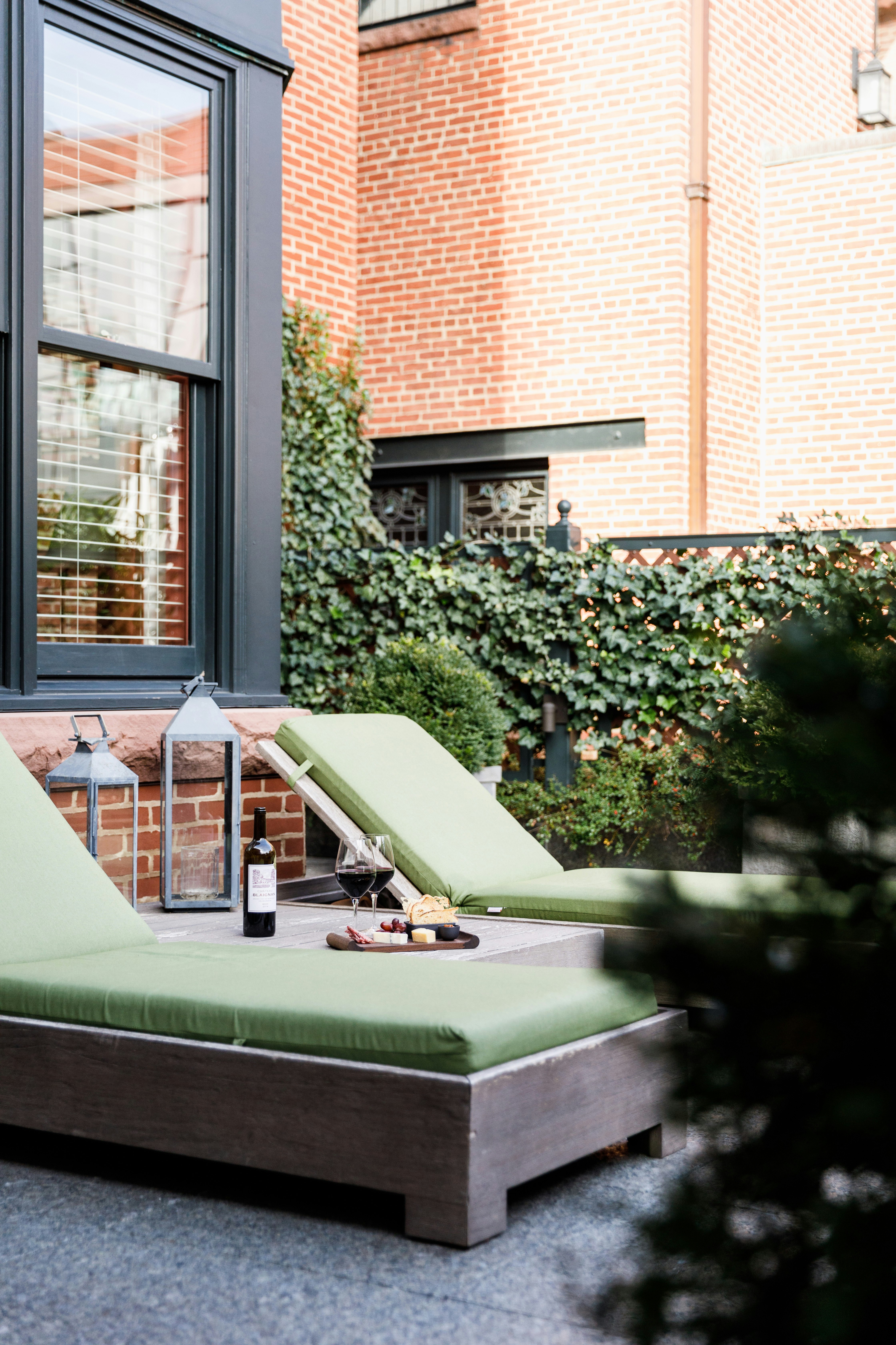 The Ivy Hotel 37/42