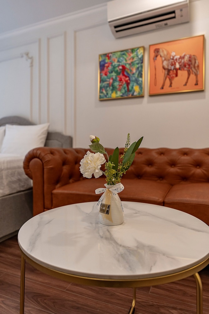 Golden Sun Apartment & Hotel 32/50