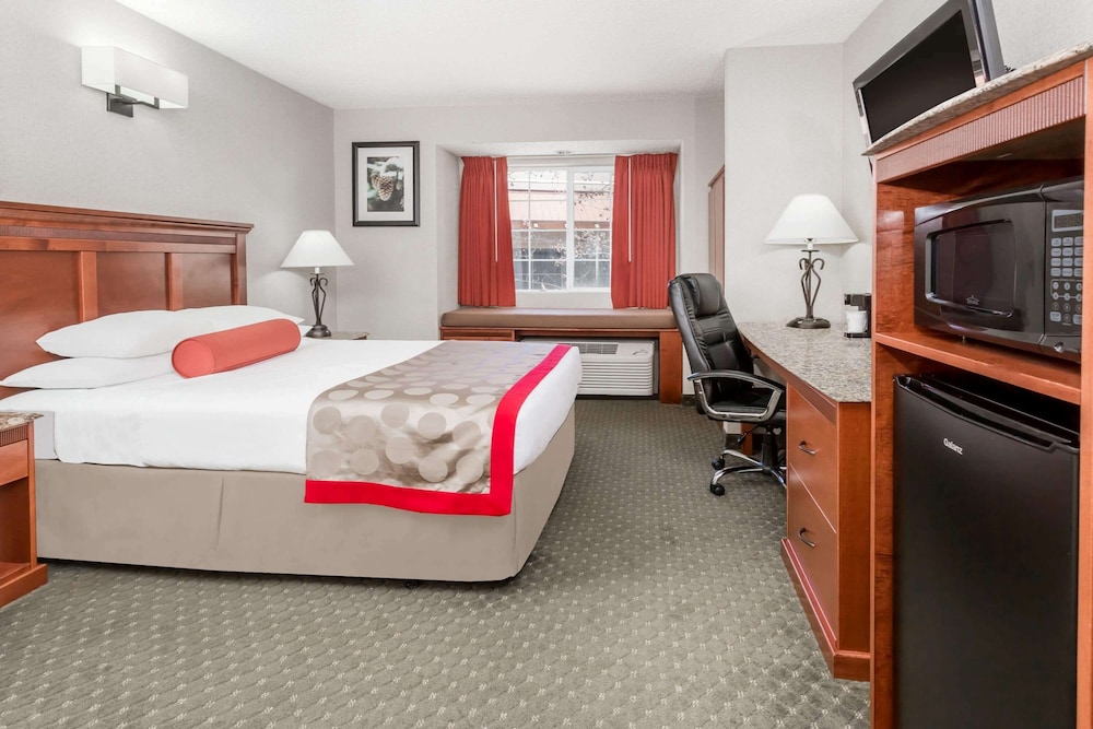 Ramada by Wyndham Frisco 13/32