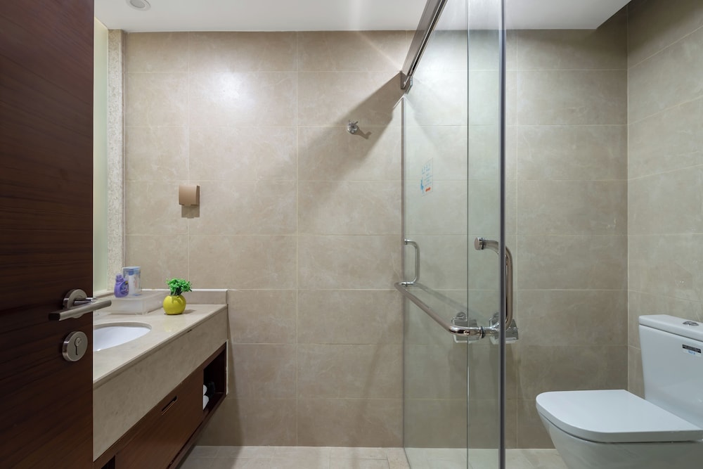 Sanya Seacube Holiday Hotel 47/49