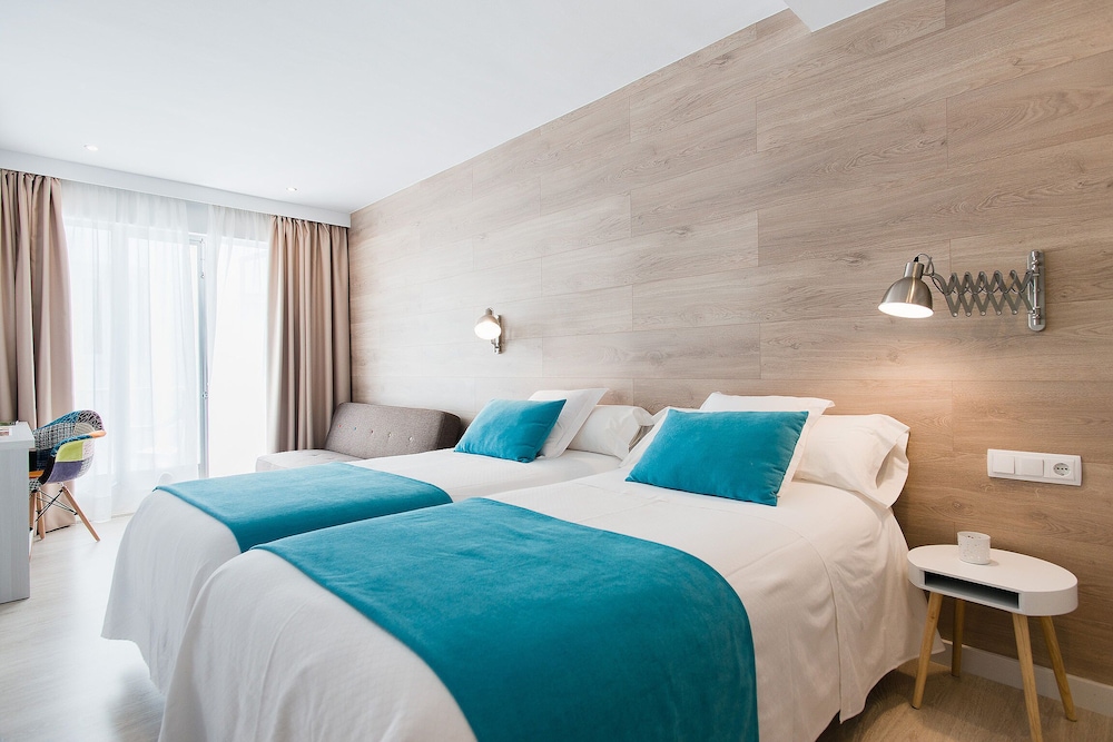 SUPERIOR, DOUBLE BED, TERRACE