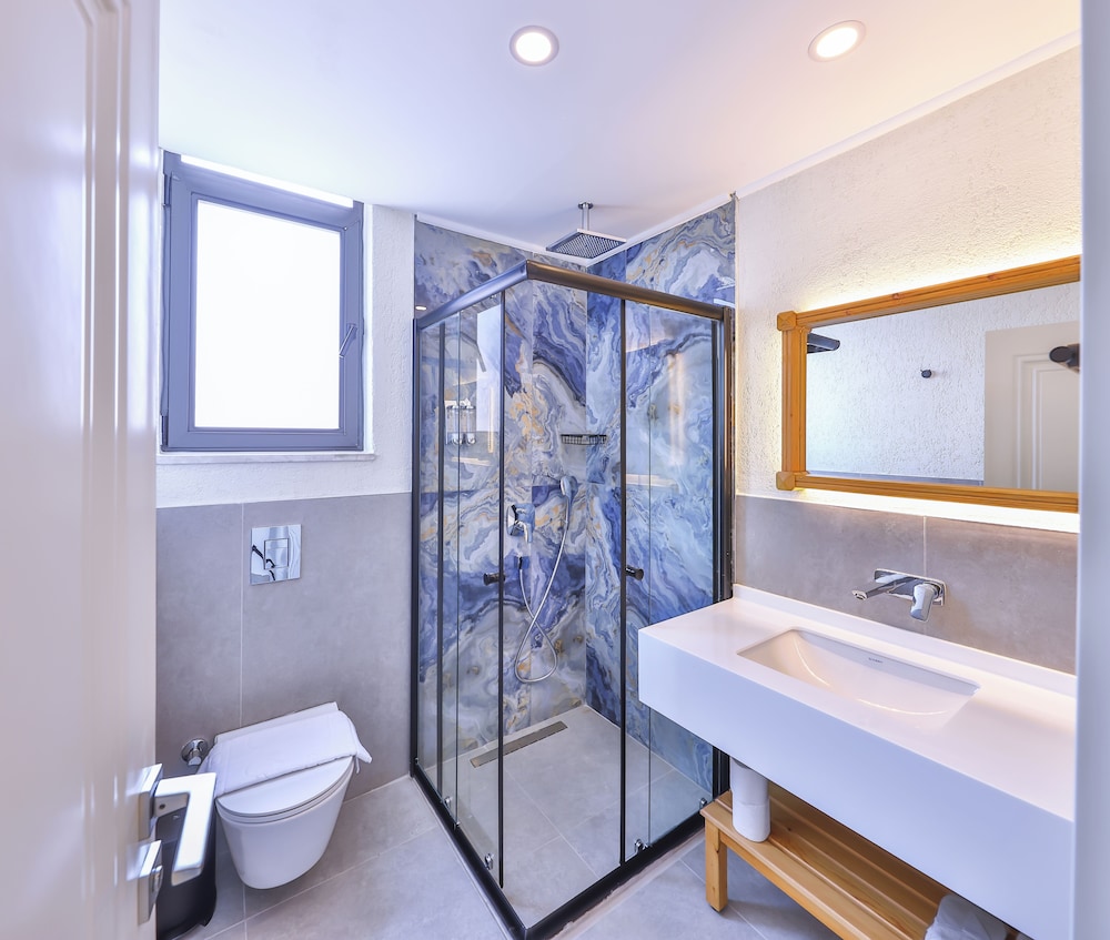 Kas Athena Hotel 40/41