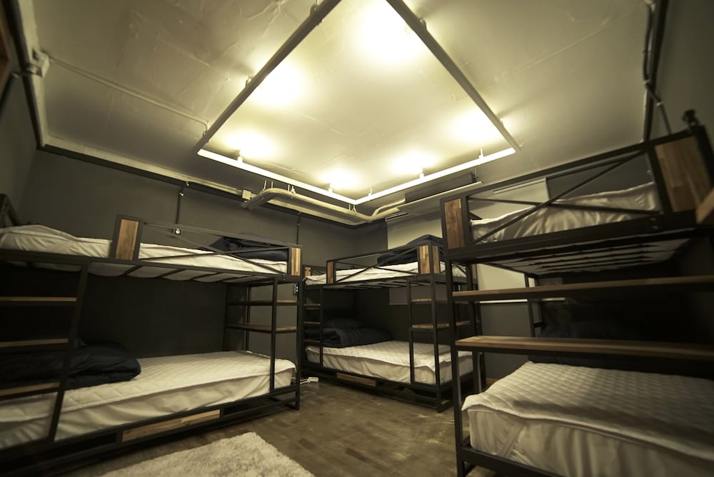 That House - Hostel 45/57