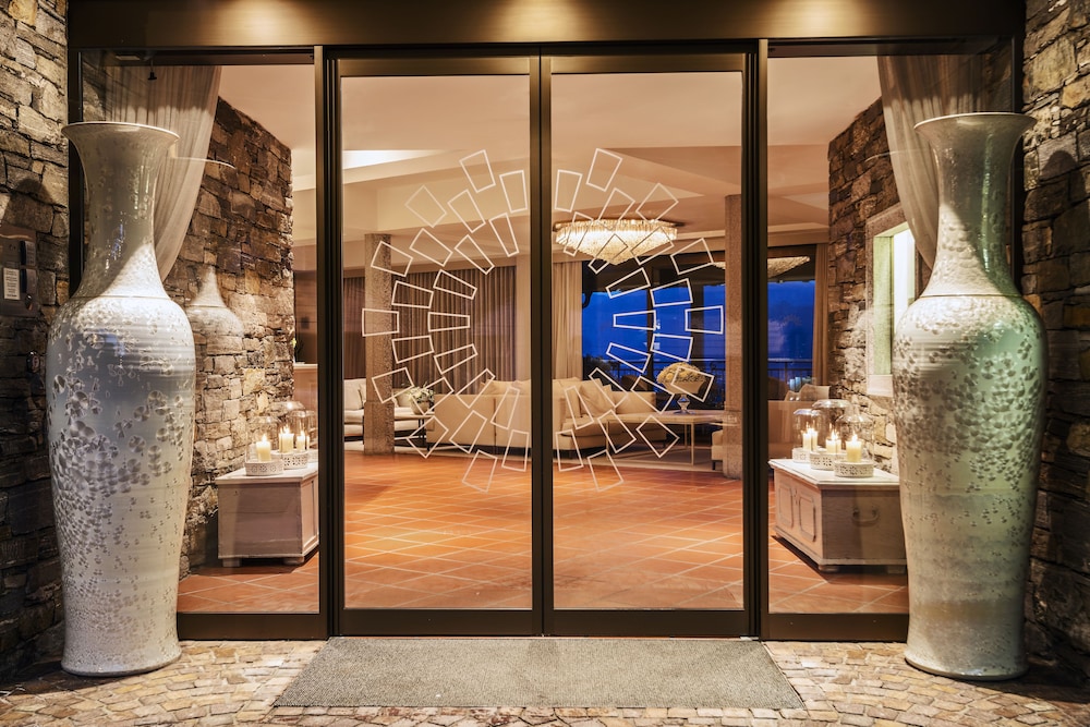 Villa Orselina Small Luxury Hotels 10/50