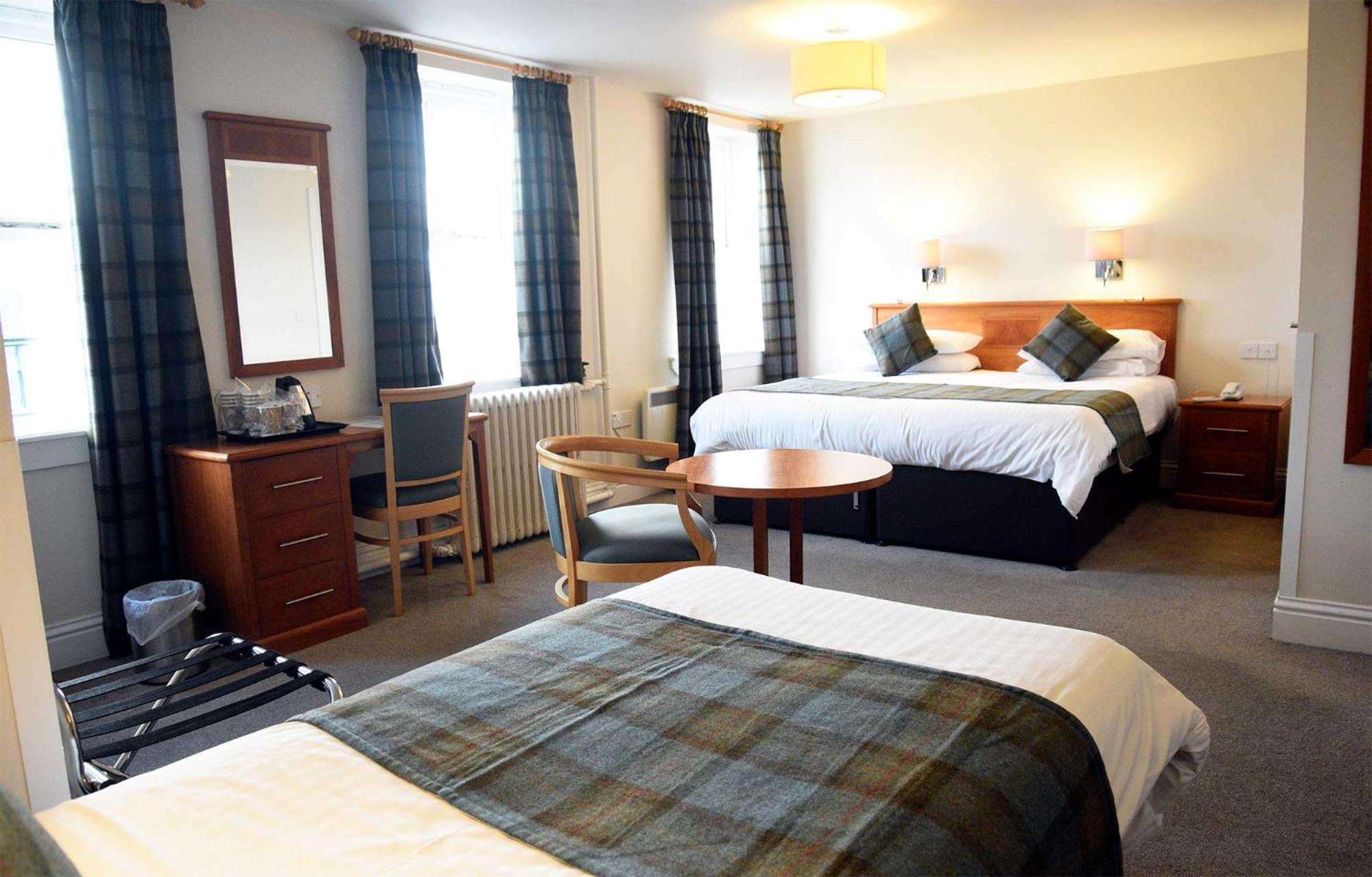 غرفة عائلية بإطلالة على البحر، The Royal Hotel, Portree 9/10