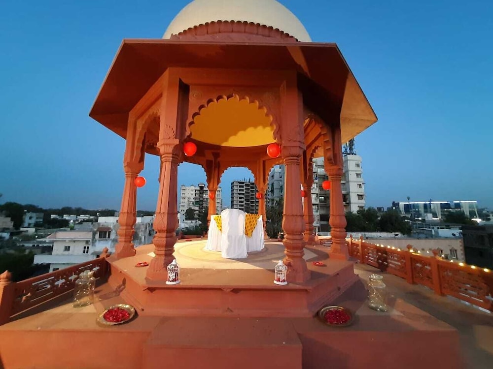 Hotel Siddhartha Palace 23/24