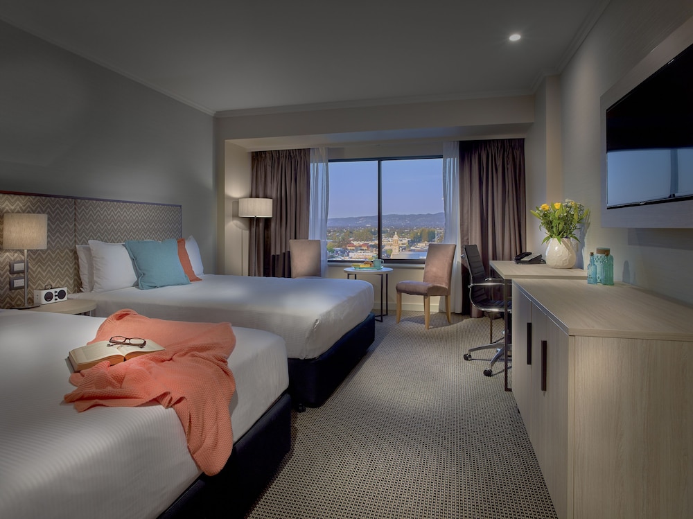 Stamford Grand Adelaide 23/63