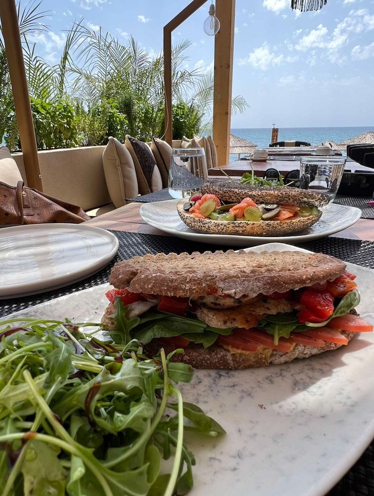 Silver Beach Hotel 27/44