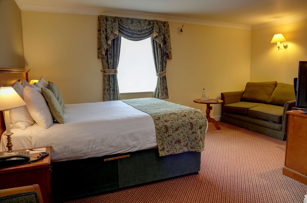 Yew Lodge Hotel East Midlands Airport 27/79