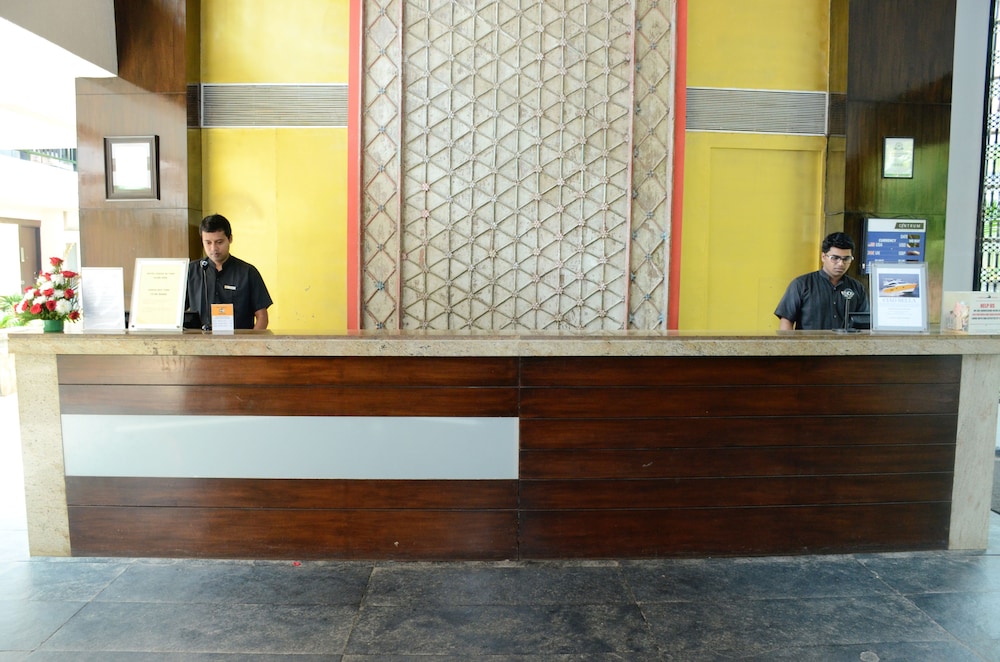 O Hotel Goa, Candolim Beach 3/50