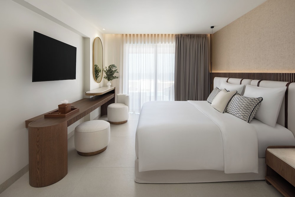 Junior Suite, King Bed, Panoramic Sea View, Plunge Pool