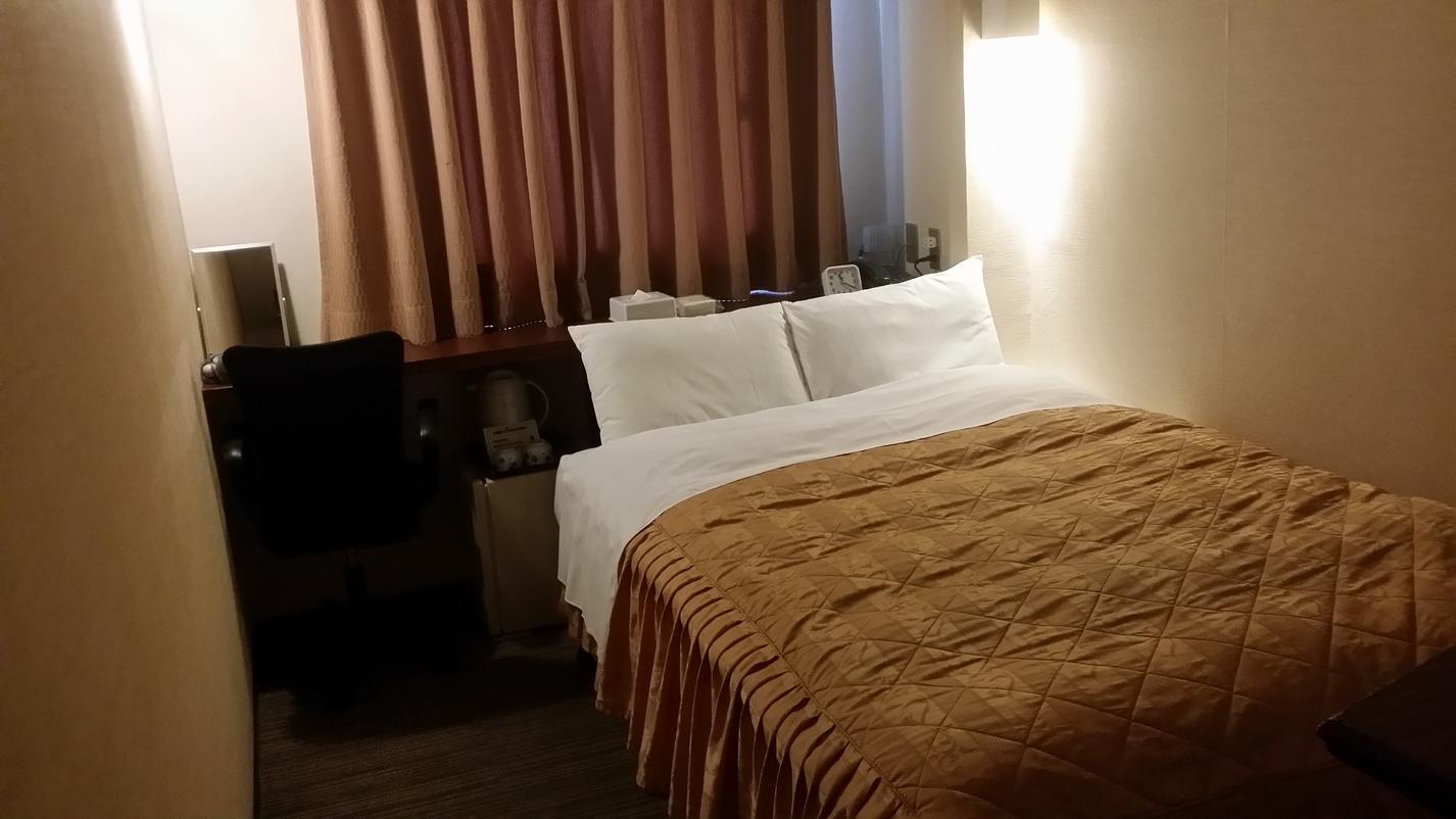 Semi Room, Semi Double Bed