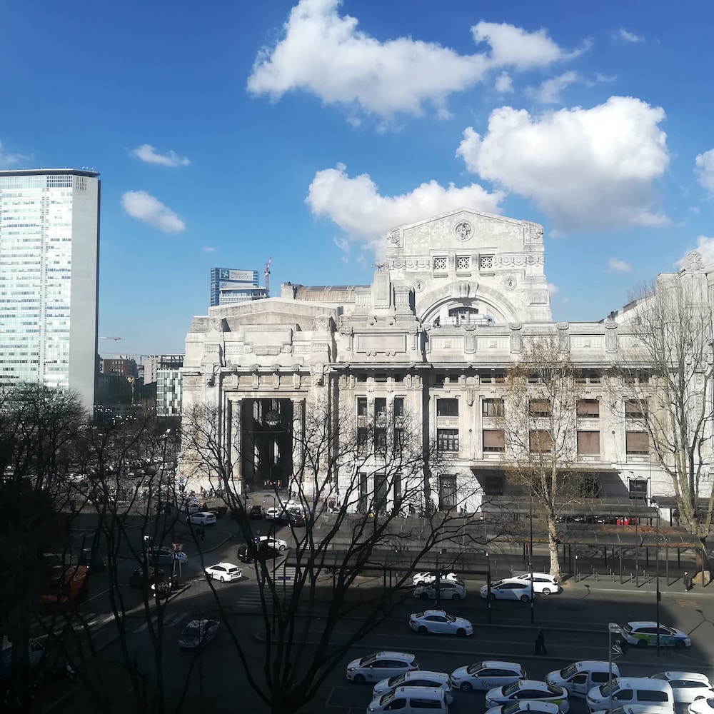 Hotel Bristol Milano 65/69