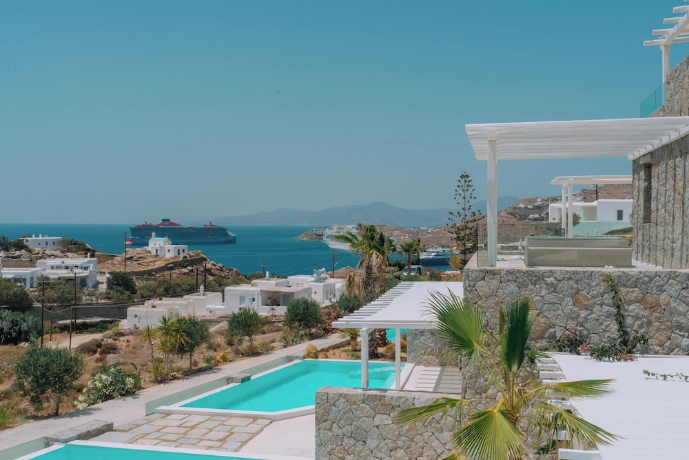 Arcs Boutique Villa Hotel 60/77