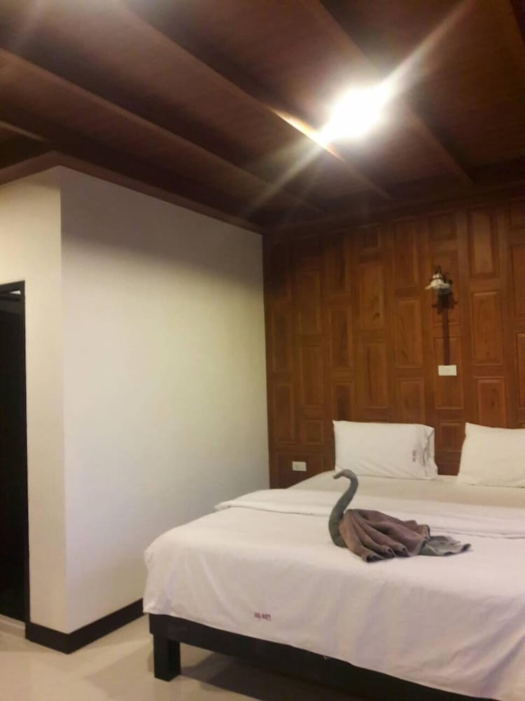 SUPERIOR, DOUBLE BED