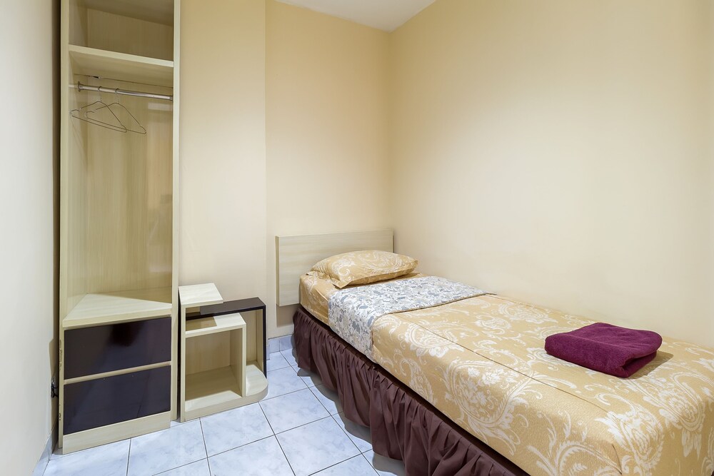 GOLDEN SKY CONDOTEL 18/42