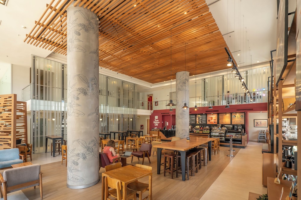 HUB HOTEL ASUNCIÓN 61/72