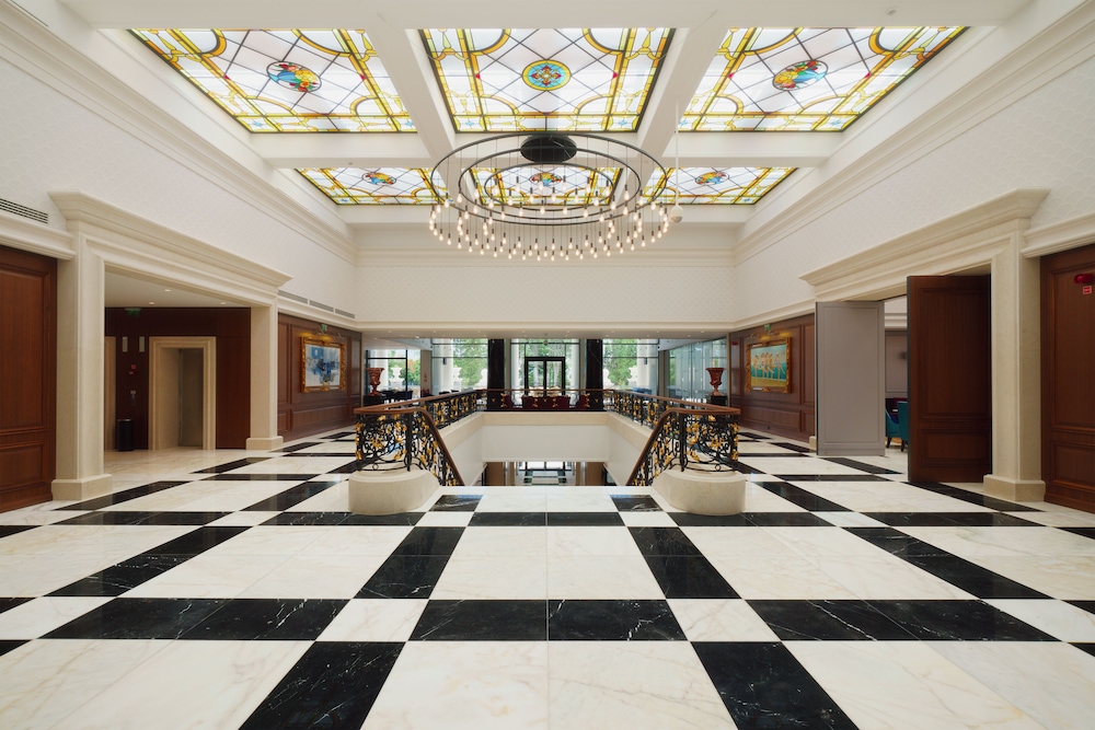 Astor Garden 45/55