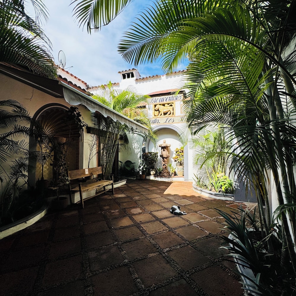 Hotel Boutique Villa Bonita 72/74