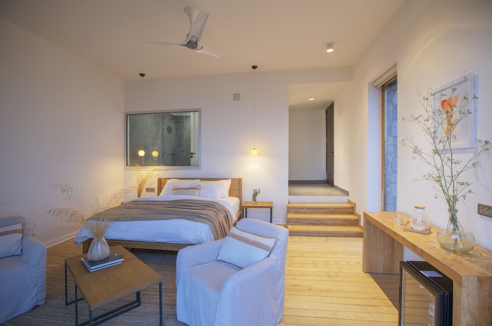 Momos Otel 5/50