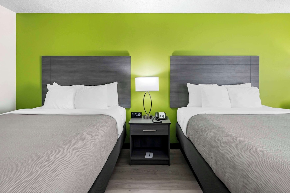 Quality Inn Clarksville 16/47