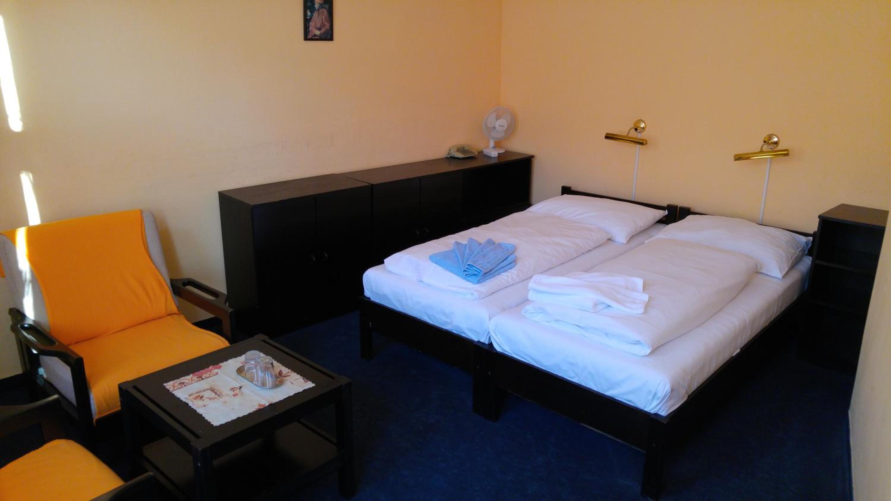 غرفة بسرير مزدوج أو سريرين منفصلين، Hotel CB Royal 3/10