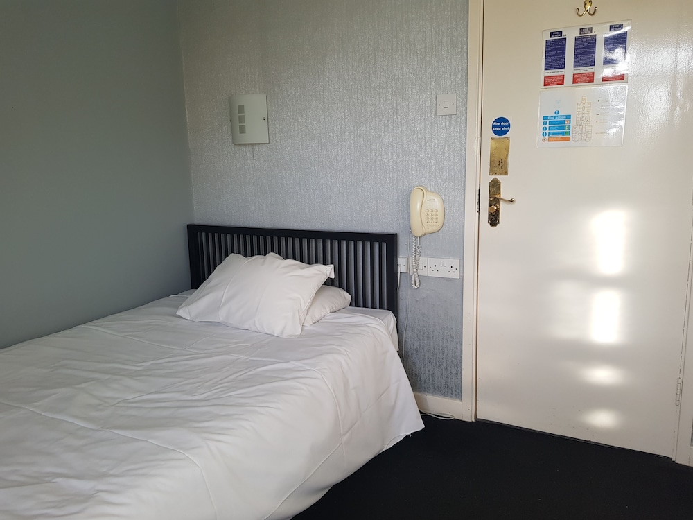 Regency Hotel 10/50
